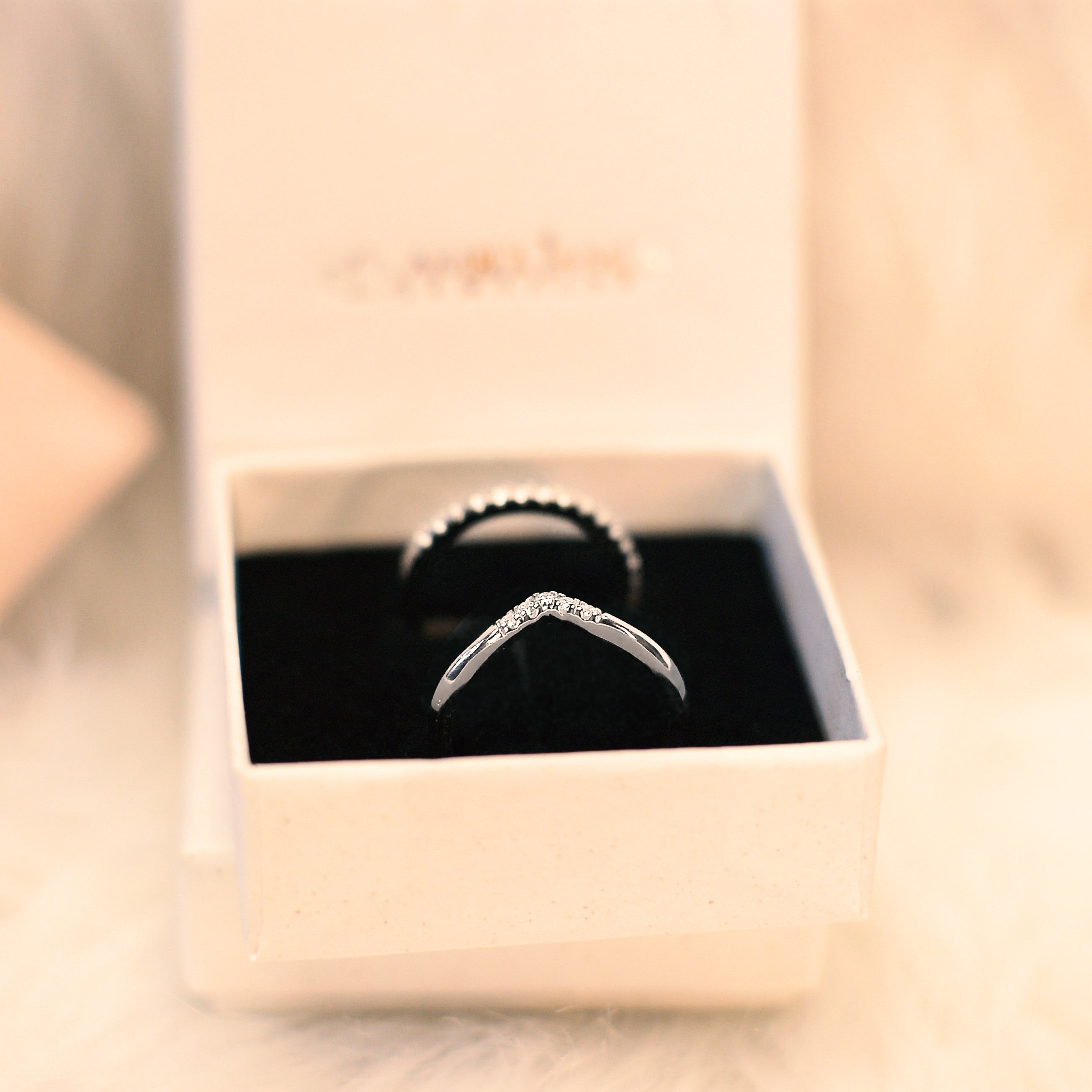 BRENDA - Chevron Silver wishbone Love Infinity Ring