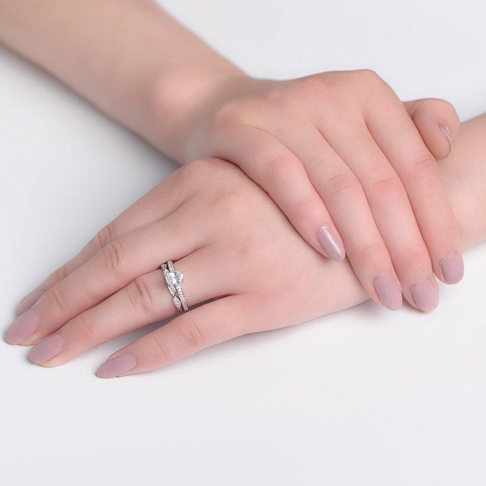 Ovalia - Engagement Ring Set, Wedding Ring,Oval Ring, Bridal Ring Set,Promise Ring, Art Deco Ring, Promise Ring, Diamond Simulant