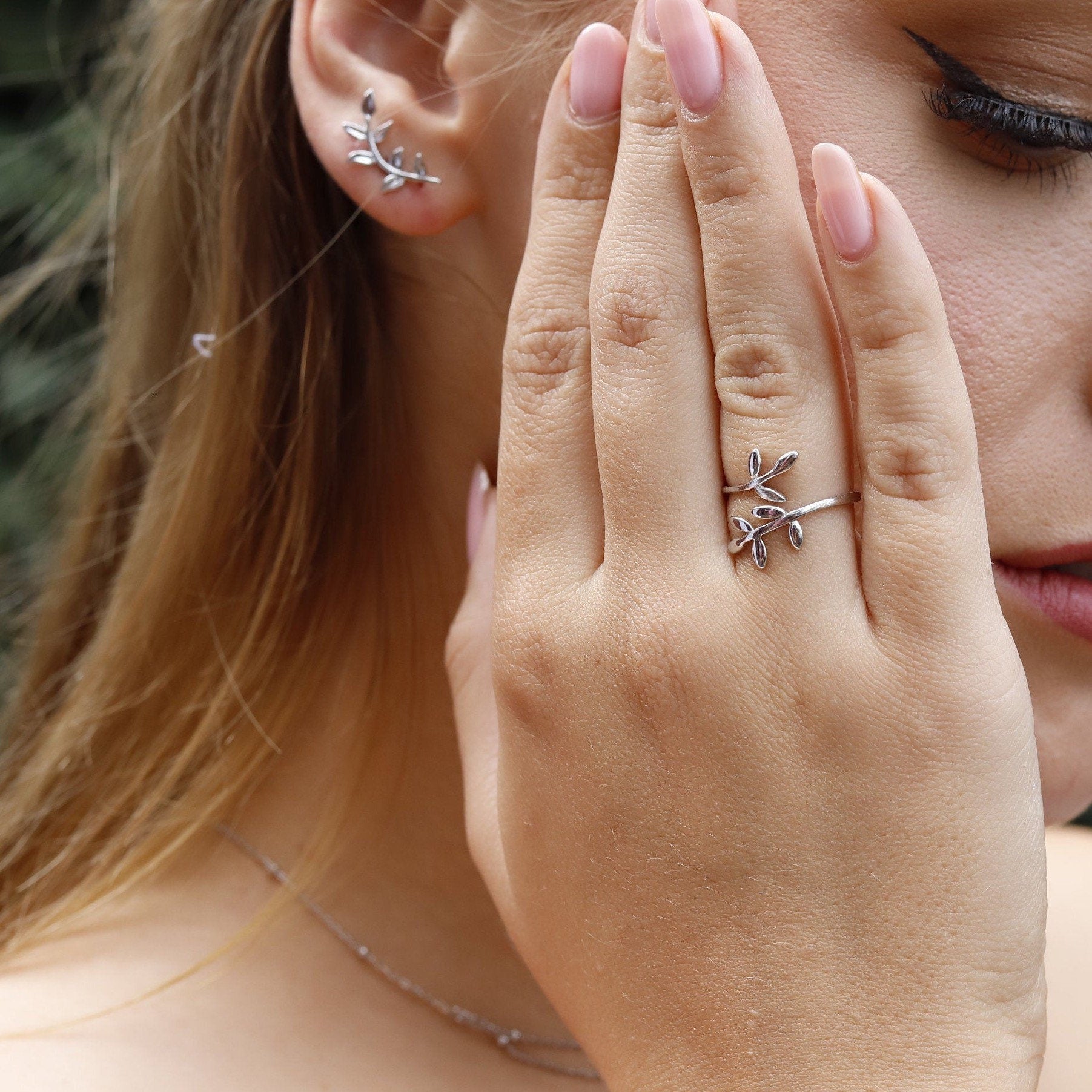 Maxie - Chevron Leaf Wrap ring, Silver Thumb Ring, Minimal Dainty Ring, Stacking Ring, Bohemian Style Ring, Bridesmaid Ring, Silver rings