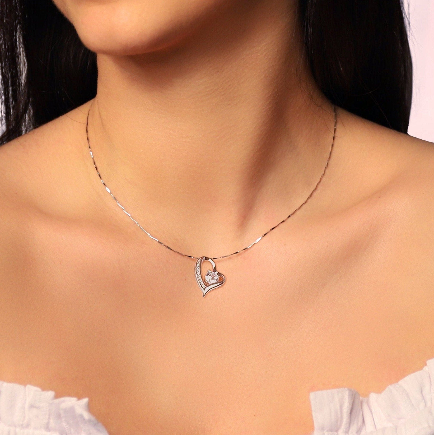 CERYS - Delicate Dazzling Heart Style Necklaces •Link Chain • Choker Necklace, Satellite Necklace, Dainty Necklace, Layering Beaded Chain,