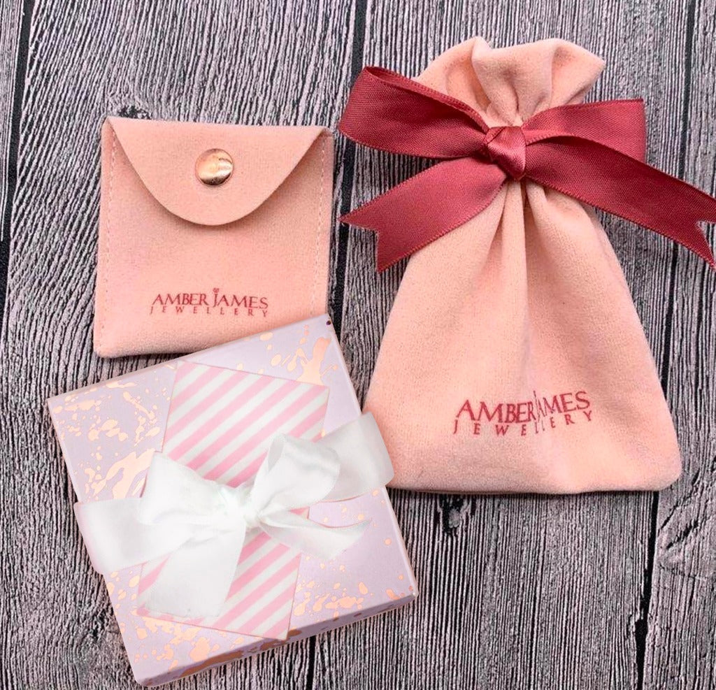 Christmas Jewellery Gifts for Her 2026: 8 Thoughtful Ideas for Every Budget
