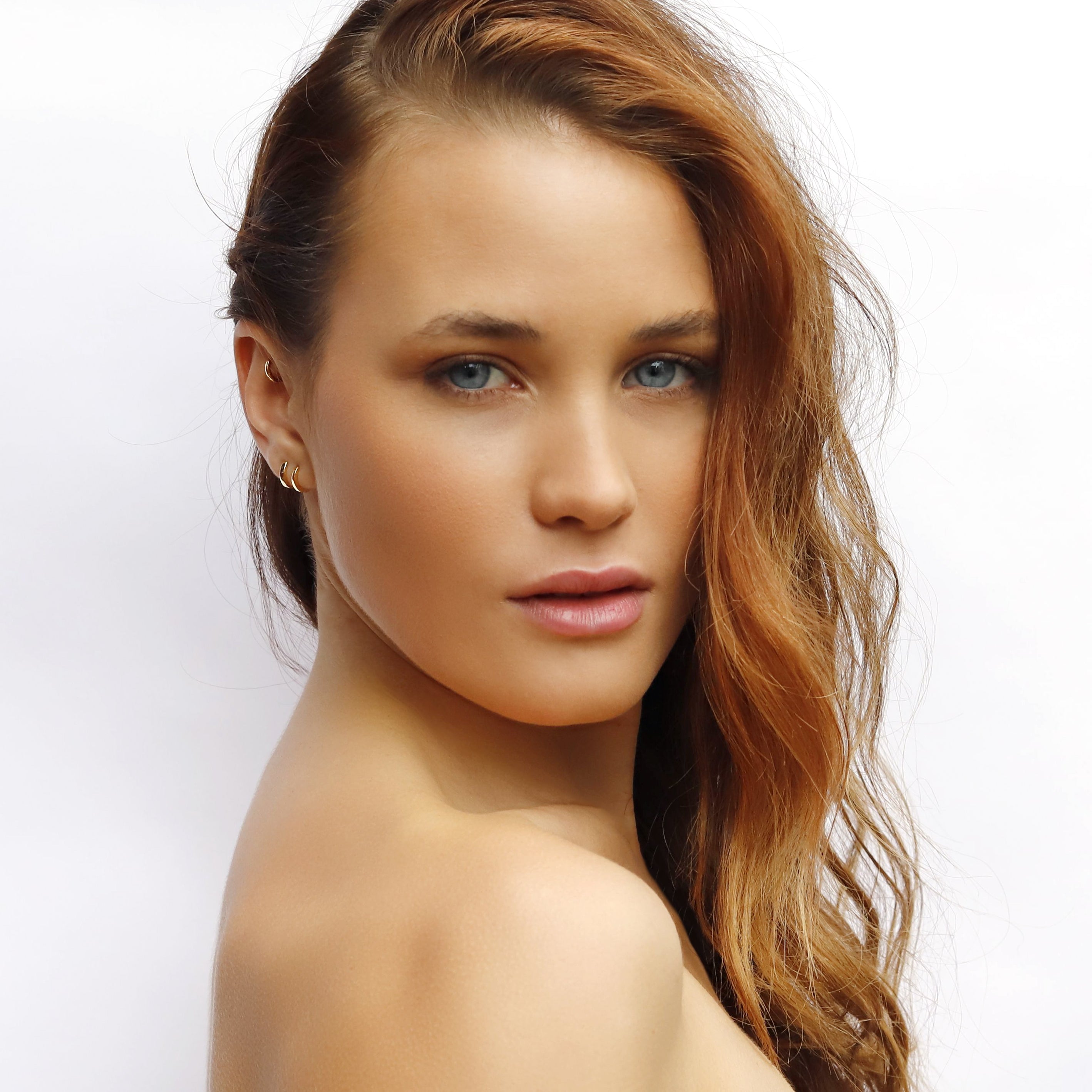 Tiny Huggie Hoop Earrings,Plain Huggie Hoop Earrings,Dainty Hoop Earrings,Dainty Tiny Huggies, 18K Gold Plated Hoops,Sterling Silver Huggies