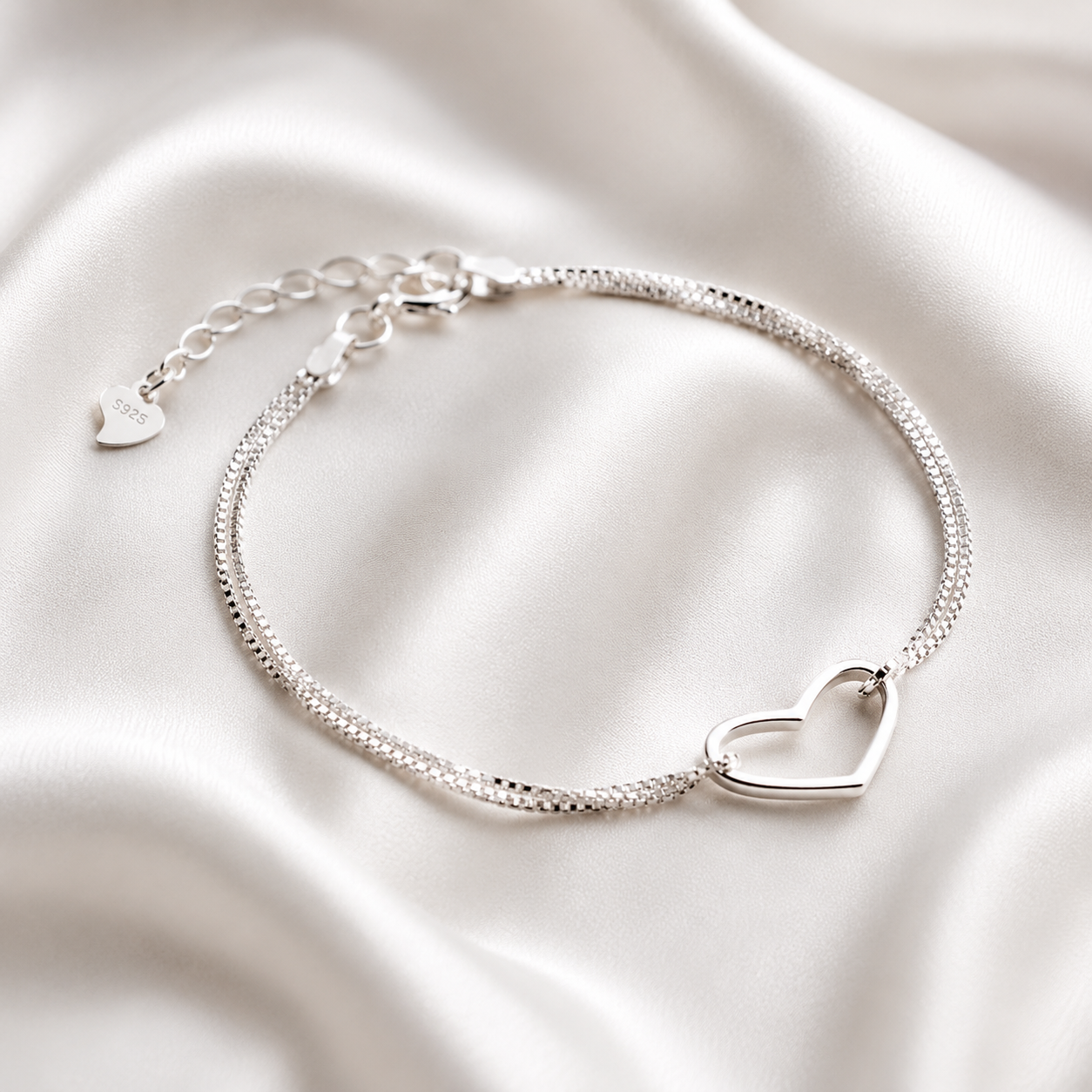 Silver heart bracelet, Dainty charm bracelet, Heart bracelets for women, gift for her, traveller present, love hearts, Stocking filler girls - Amber James Jewellery