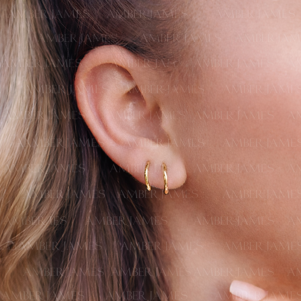 AJJ ALIA minimalist silver huggie hoops, small open dainty hoop earrings, perfect for subtle, stylish everyday wear