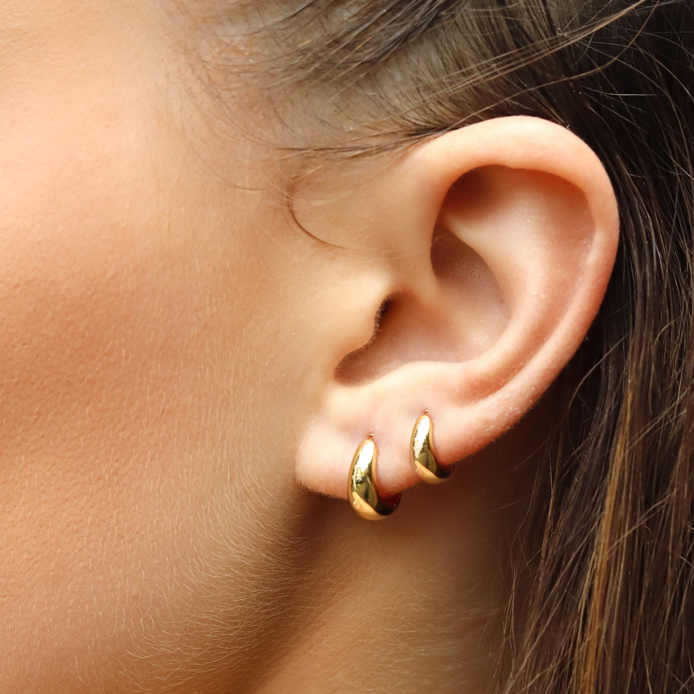 Gold Huggie Hoop 8mm Hoop Earrings Gold Dainty Gold Huggie Hoop