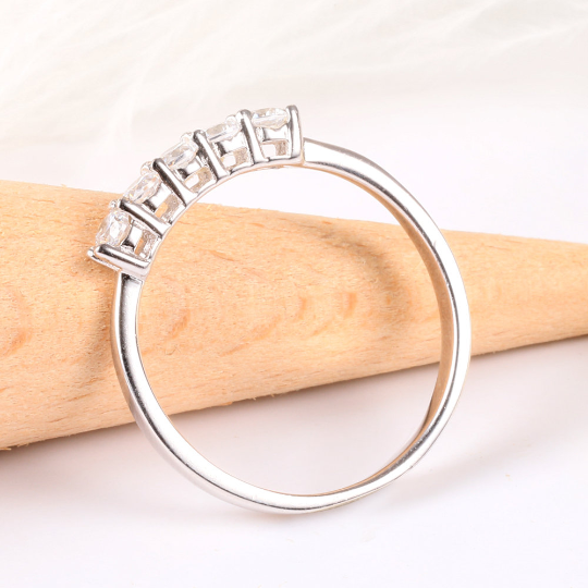 Fiona - Sterling Silver Engagement Ring | Promise Ring for women | Anniversary | Infinity Ring in US UK size | High Quality! - Amber James Jewellery