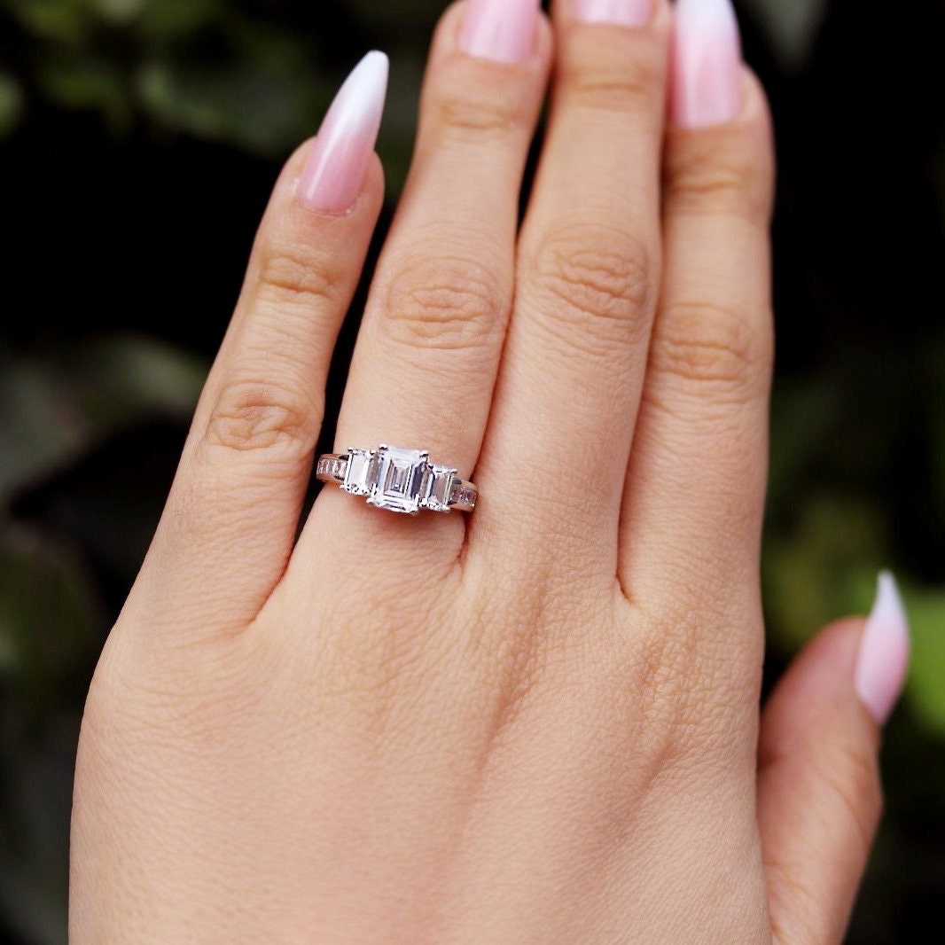 SISLA - 3Ctw Emerald Trilogy Ring | Sterling Silver Engagement Ring | Promise Ring for women | Eternity Ring in US UK size | High Quality!