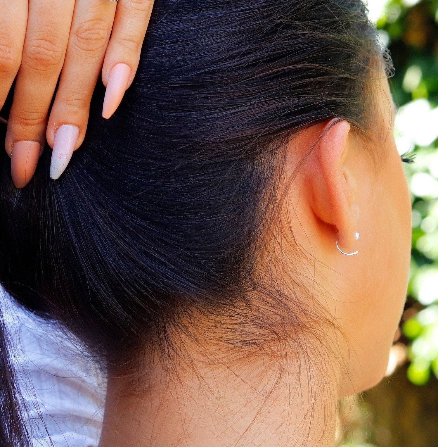 Pearl Huggie Hoops • small hoop earrings • open hoop earrings • dainty hoops • silver hoops • huggie hoop earrings