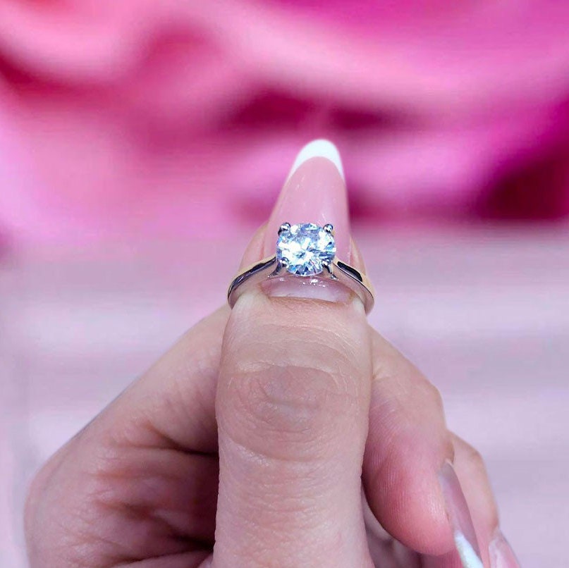 Kyla - 1ct Round Solitaire Ring | Sterling Silver Engagement Ring | Promise Ring for women | Bridal Ring in US UK size | High Quality!