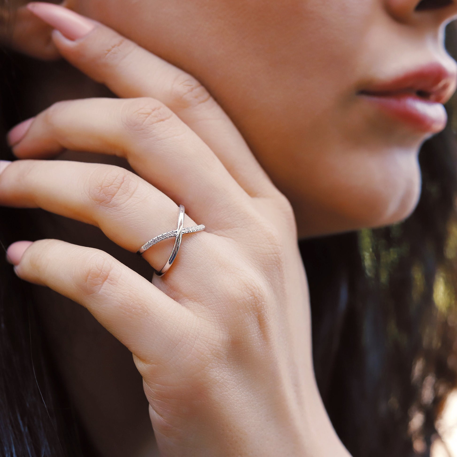 Alexia - Thumb Ring~ adjustable Ring~ gift for her~ minimalist ring~ stacking ring~ twist effect~