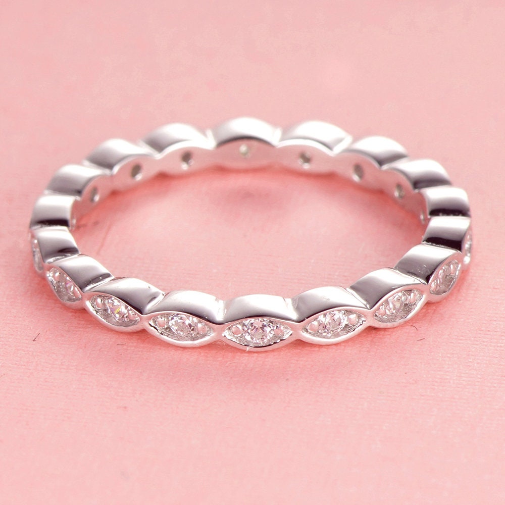 Daisy - Ripple Eternity ring | Sterling Silver Engagement Ring | Promise Ring for women