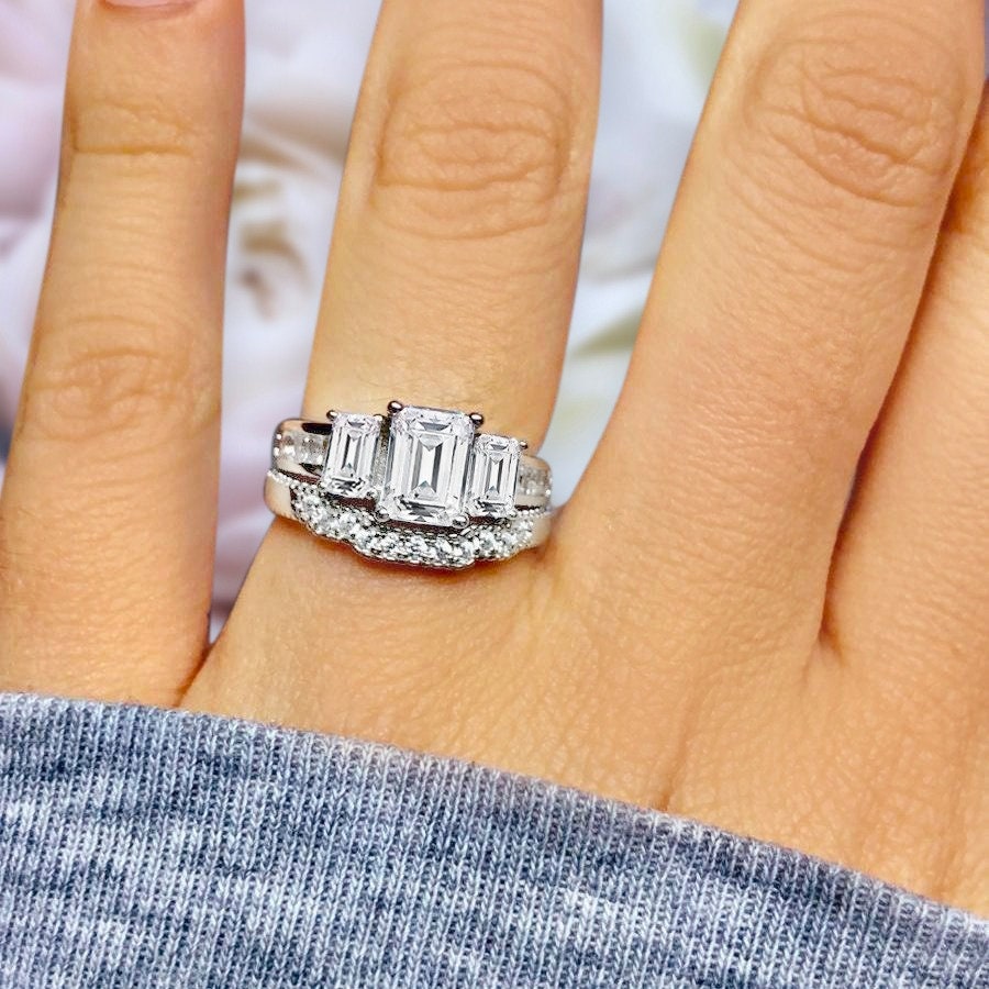 SISLA - 3Ctw Emerald Trilogy Ring | Sterling Silver Engagement Ring | Promise Ring for women | Eternity Ring in US UK size | High Quality!