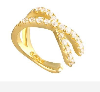 Tiny gold ear cuff, Dainty cuff, Conch cz ear cuff, Huggie cz ear cuff, Non pierced cz ear cuff, Dainty ear cuff, Gold ear cuff, Conch cz