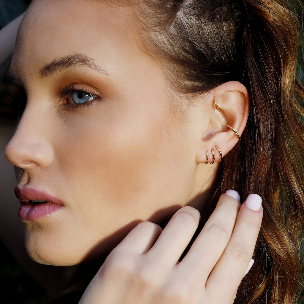 Regular Conch Huggie Hoop Earrings • rounded hoop earrings • cartilage hoop • gold conch hoop • helix hoop • huggie tragus hoop