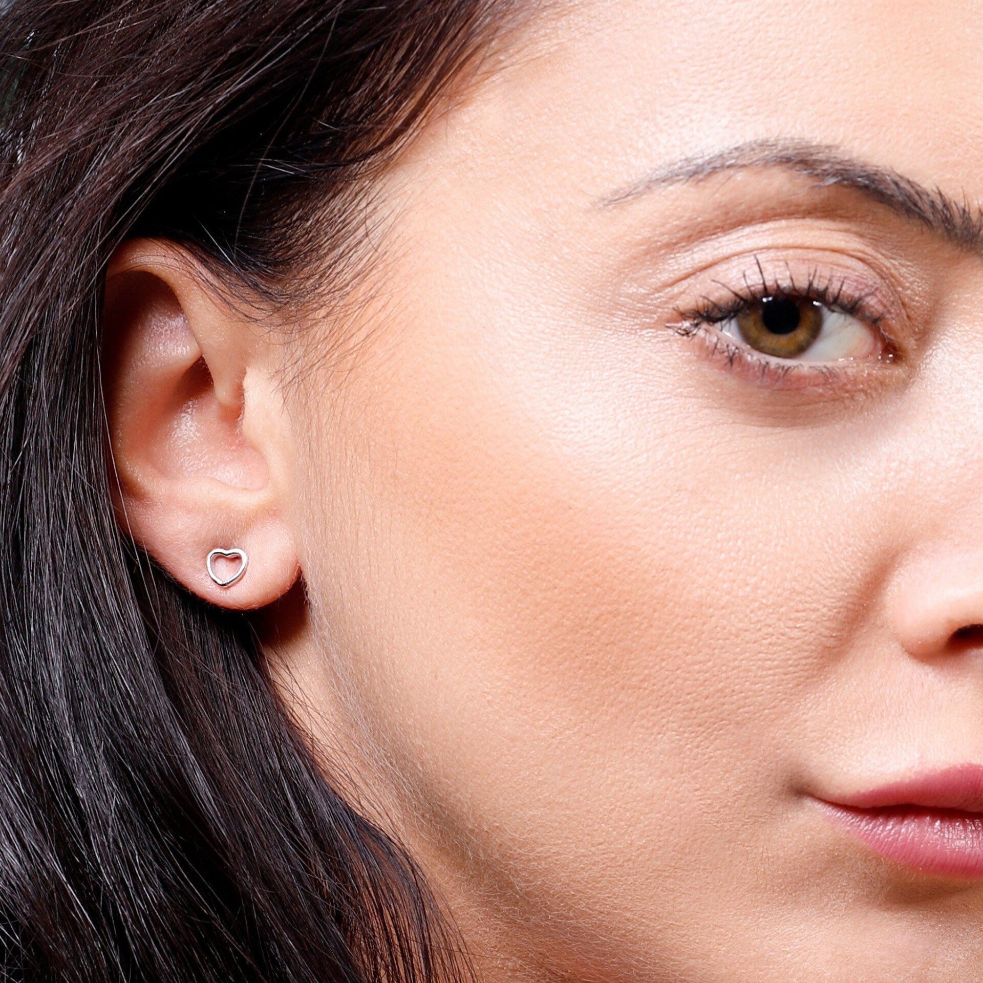 Tiny Heart Stud Earrings, Dainty Heart Earrings, Tiny Silver Studs, Small Stud Earrings, Stocking Stuffer, Gift For Her, Women, Mom, Friend