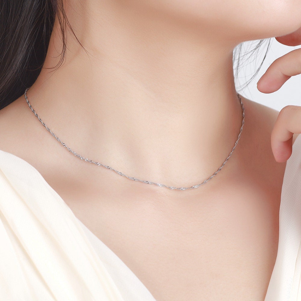 Loren - Super Dainty Chain Choker• Ripple Style Chain• Lace Chain• Simple Choker Necklace