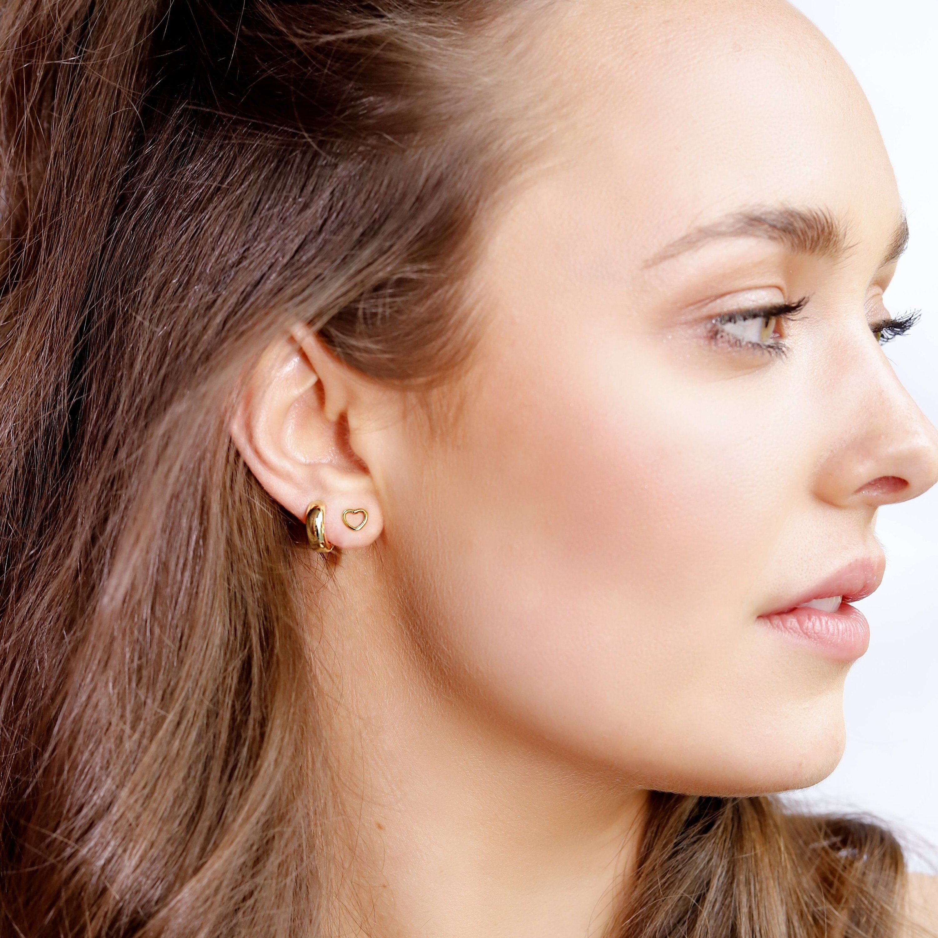 Silver Chunky Graduated Hollow Hoop Earring