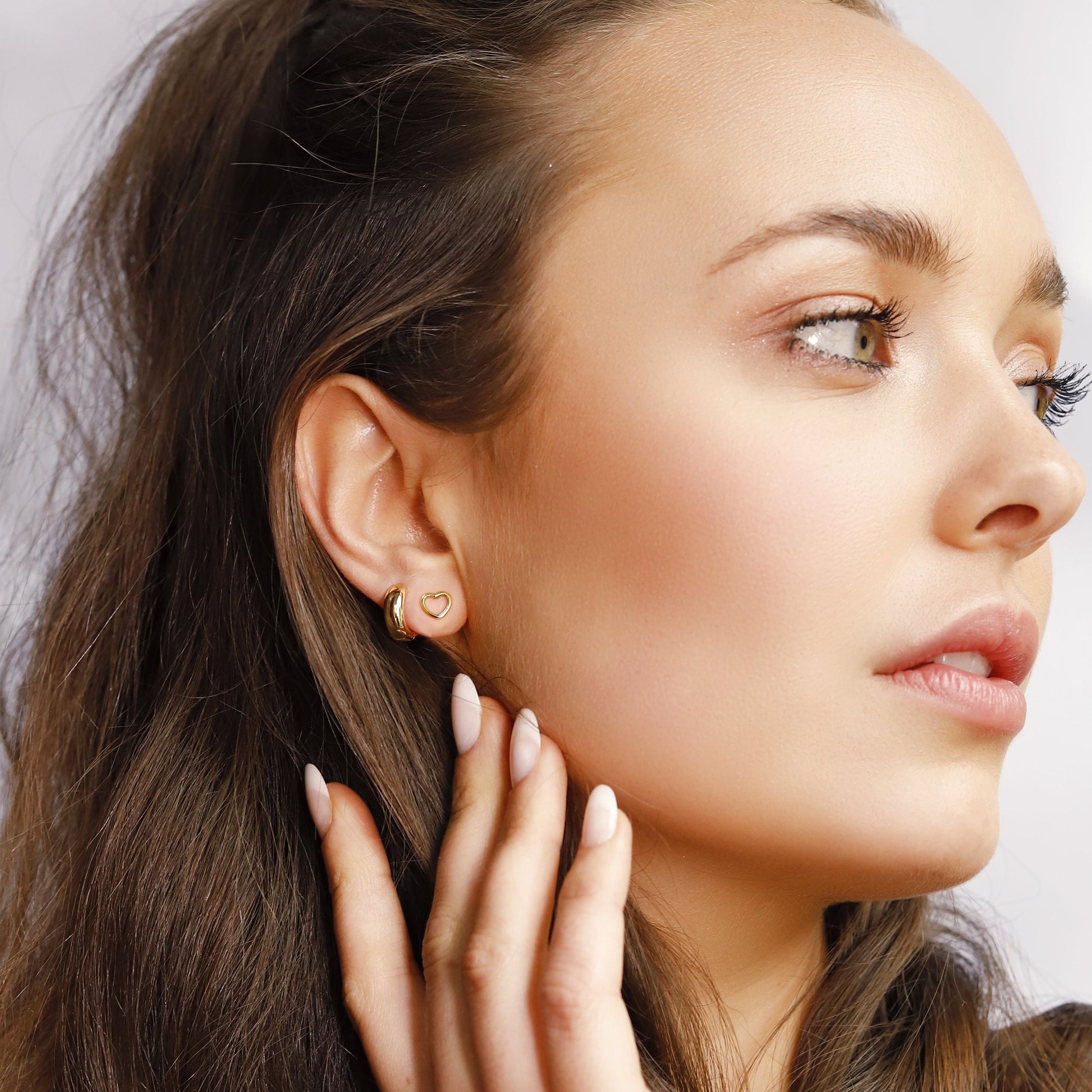 Huggie Hoop Earrings • gold chunky hoop • Sleeper hoop • hoop earrings • silver thick hoop • minimalist hoop • small helix hoop