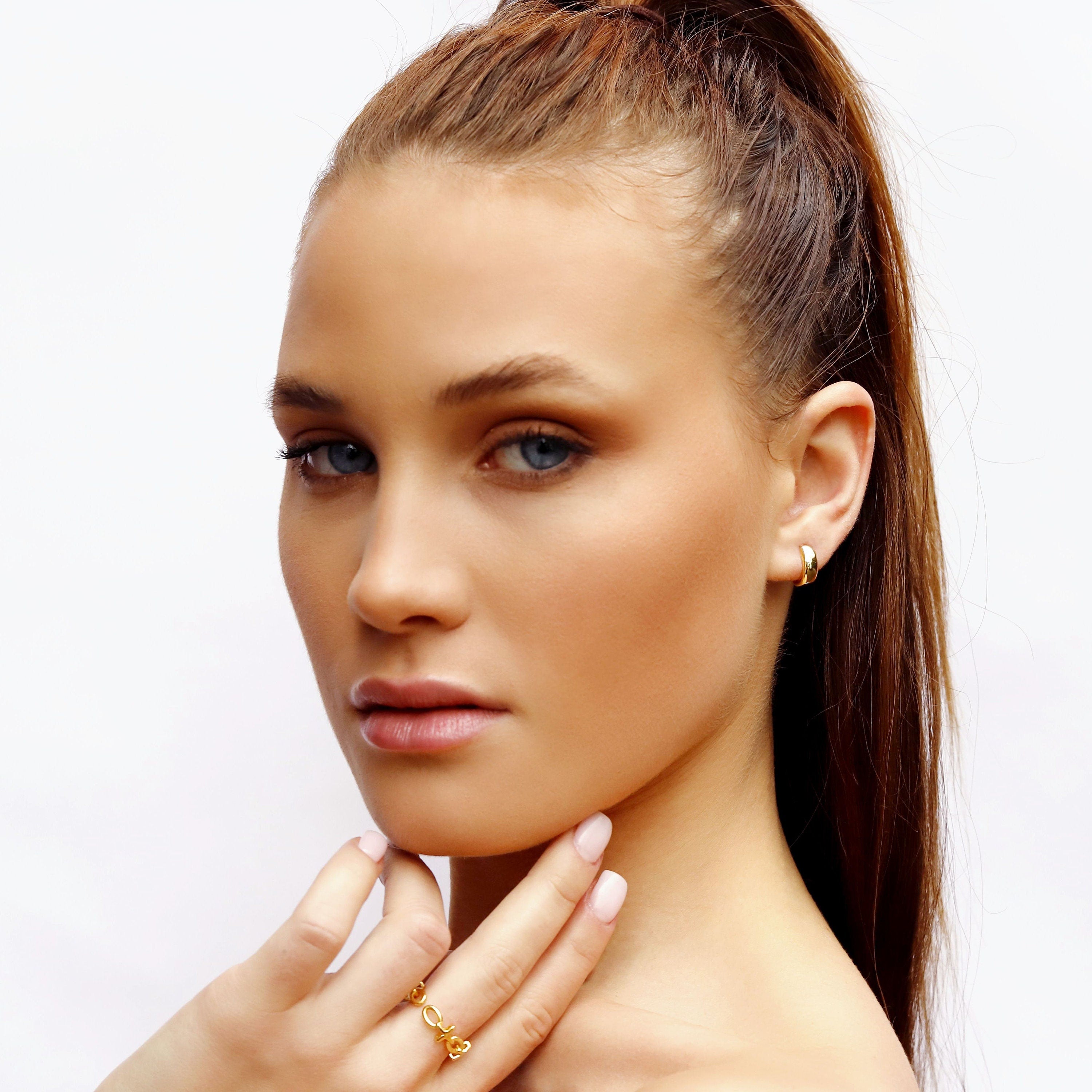 Huggie Hoop Earrings • gold chunky hoop • Sleeper hoop • hoop earrings • silver thick hoop • minimalist hoop • small helix hoop