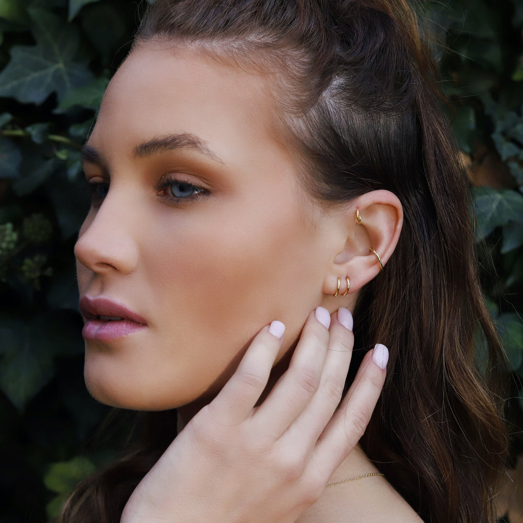 Regular Conch Huggie Hoop Earrings • rounded hoop earrings • cartilage hoop • gold conch hoop • helix hoop • huggie tragus hoop