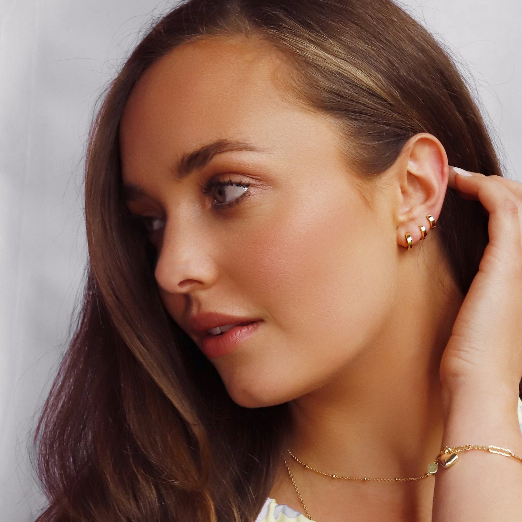 Tiny Huggie Hoop Earrings,Plain Huggie Hoop Earrings,Dainty Hoop Earrings,Dainty Tiny Huggies, 18K Gold Plated Hoops,Sterling Silver Huggies