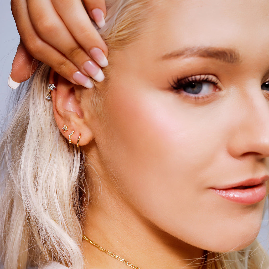 BECKY- Huggie Hoop Earrings • gold helix hoop • cartilage hoop • hoop earrings • silver hoop • gold hoop • small helix hoop