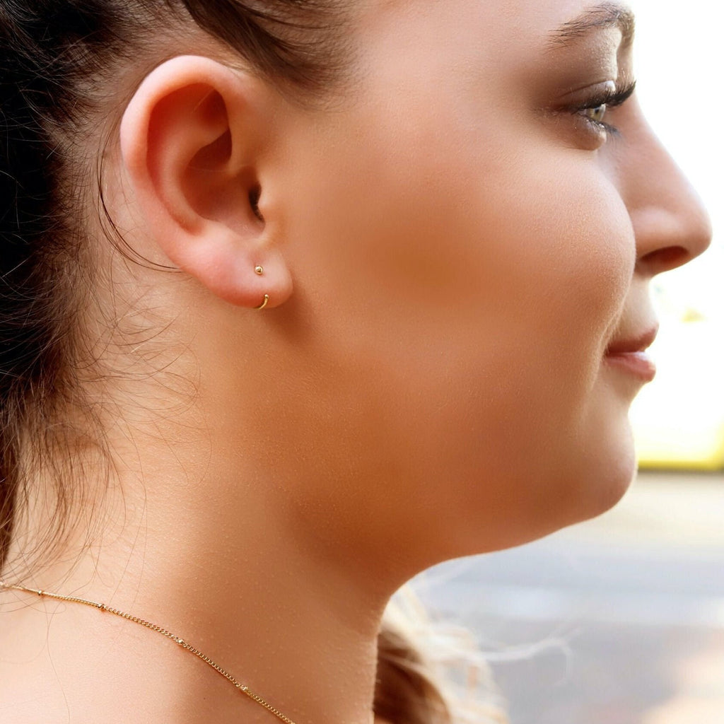 Classic Huggie hoops • 2.5/1.5 mm Ball earrings •Huggie Hoops • Earrings • Cartilage • Yellow Gold • Sterling Silver 925 • Simple Open Hoops